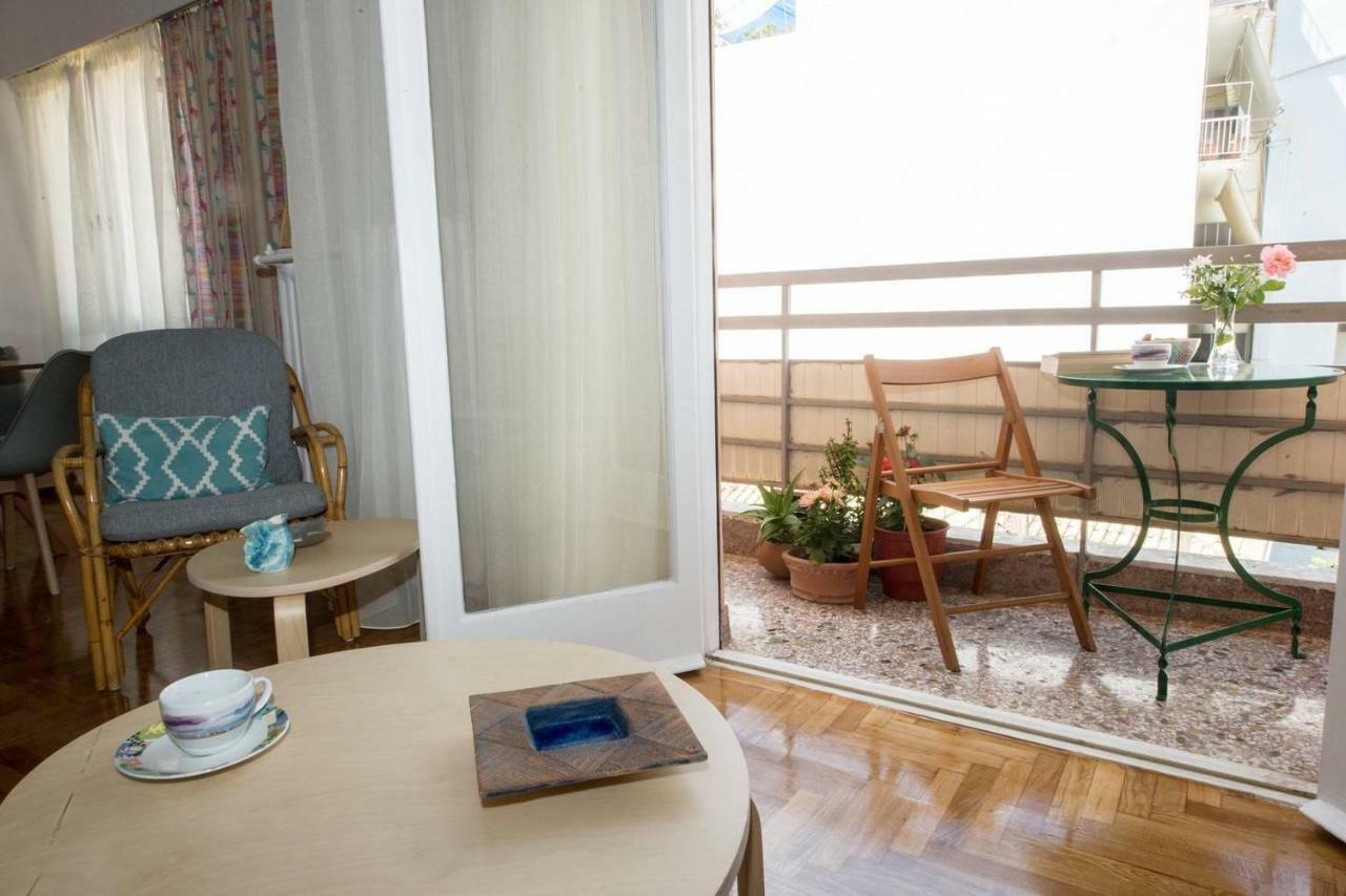 The Ideal Locale - A Sleek And Illuminated Space Kalamáta Eksteriør bilde